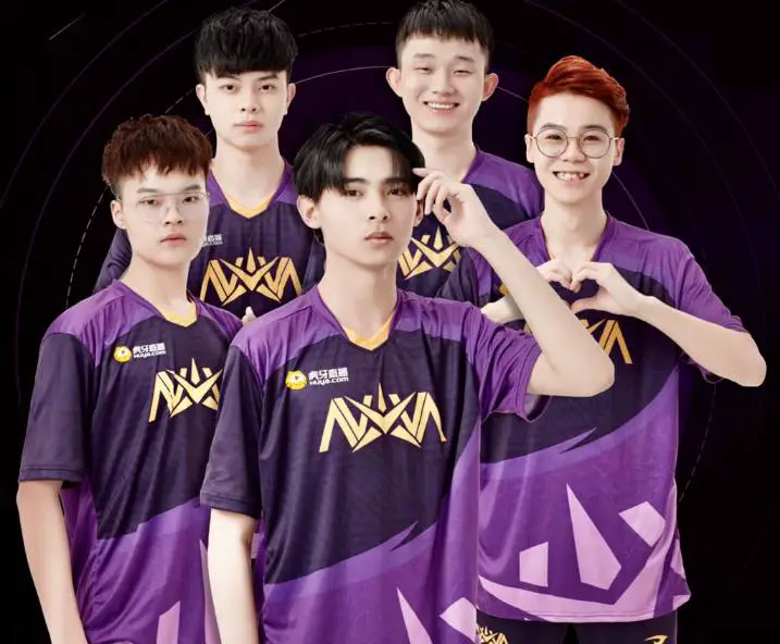 Paraboy with team
